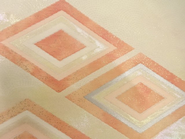  雲に菱模様織り出し　名古屋帯